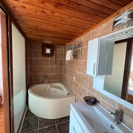 Kabak Armes Hotel 4*